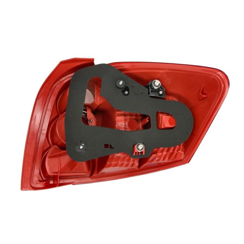 Galinis žibintas TYC Toyota Auris E15 2006-2012 1