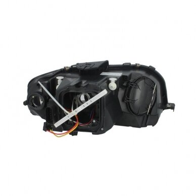Priekinis žibintas Audi A3 2003-2008 1 Priekinis žibintas Audi A3 2003-2008 1