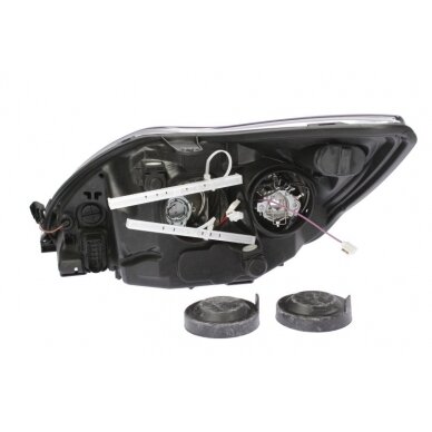 Priekinis žibintas TYC Ford Focus Mk2 2004- 1 Priekinis žibintas TYC Ford Focus Mk2 2004- 1