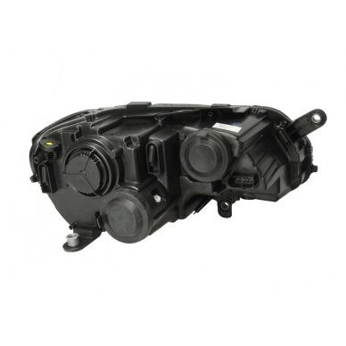 Priekinis žibintas TYC VW Passat B7 2010-2014 1 Priekinis žibintas TYC VW Passat B7 2010-2014 1