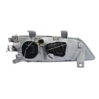Priekinis žibintas TYC Nissan Primera P11 1996-2002 1 Priekinis žibintas TYC Nissan Primera P11 1996-2002 1