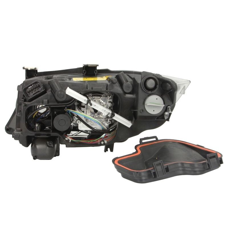 Priekinis žibintas TYC BMW 3 serija E90, E91 2005-2012 1