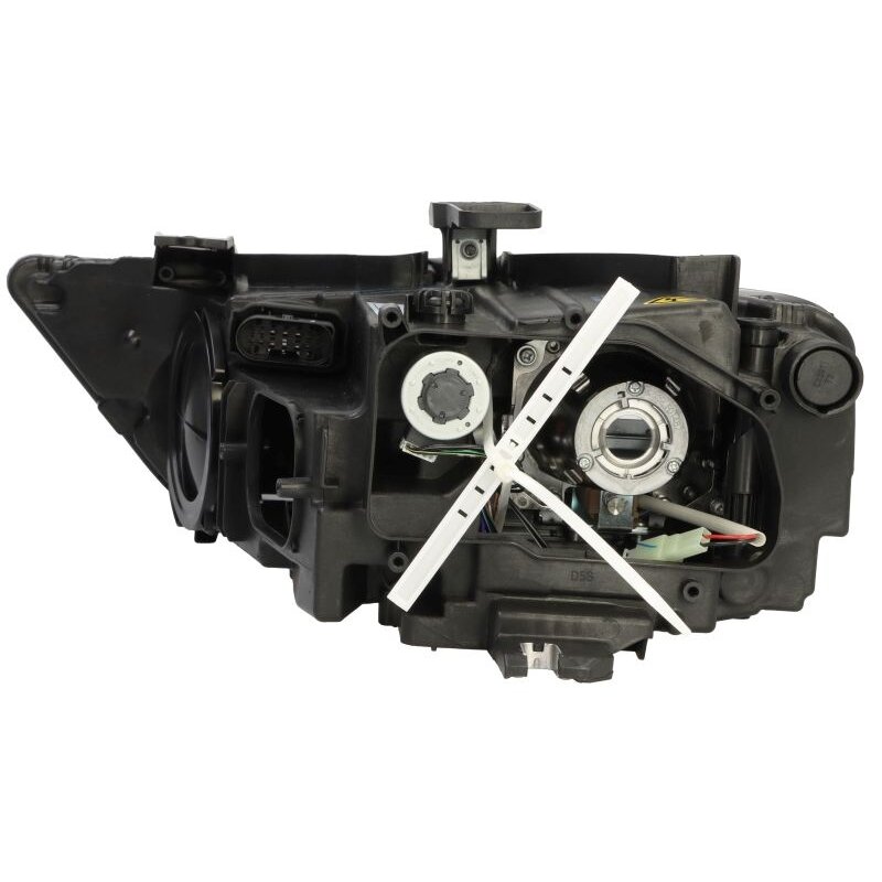 Priekinis žibintas TYC Audi Q3 2011- 1